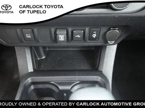Used 2023 Toyota Tacoma TRD Off-Road AWD/4WD image 31