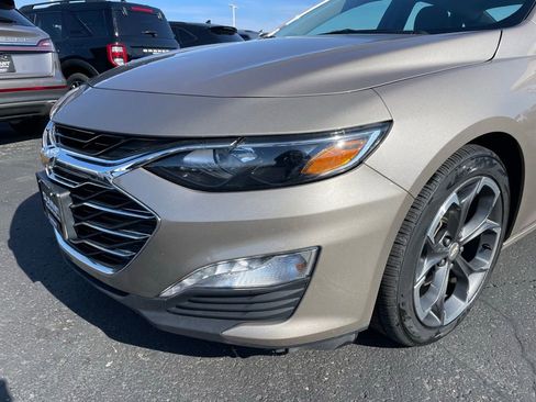 Used 2023 Chevrolet Malibu LT FWD image 33