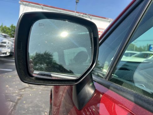 Used 2018 Subaru Forester 2.5i Premium w/ All-Weather Package image 22