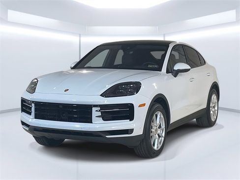 Used 2021 Porsche Macan image 1