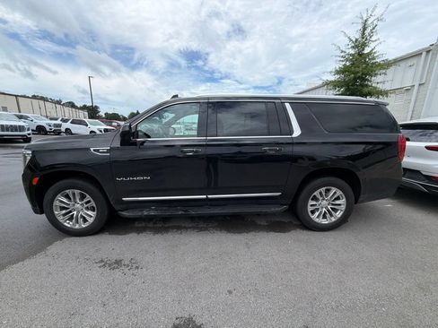 Used 2024 GMC Yukon XL SLT AWD/4WD image 6