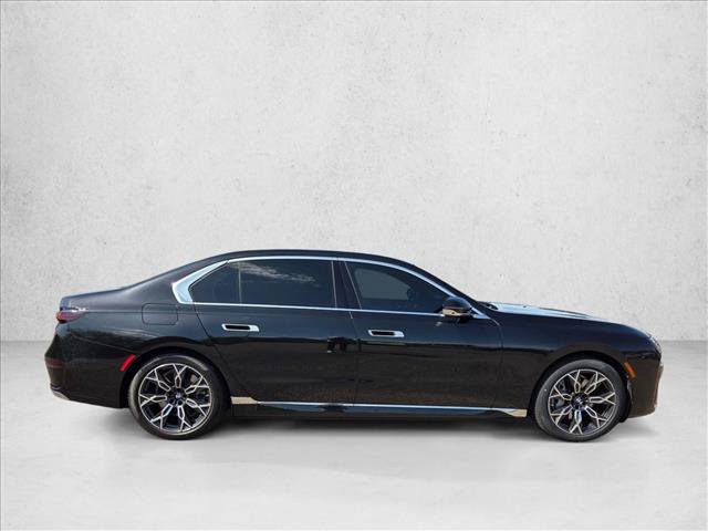 Certified 2025 BMW i7 xDrive60 AWD/4WD image 4