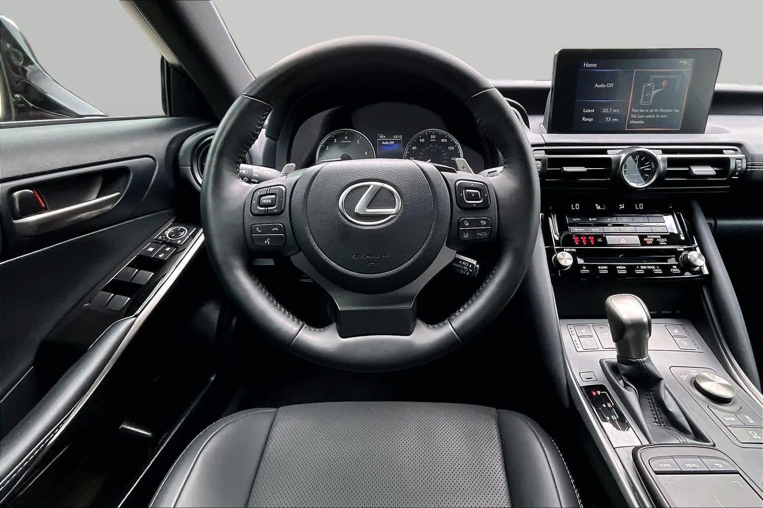 Used 2025 Lexus IS 300 w/ Comfort Package RWD image 6