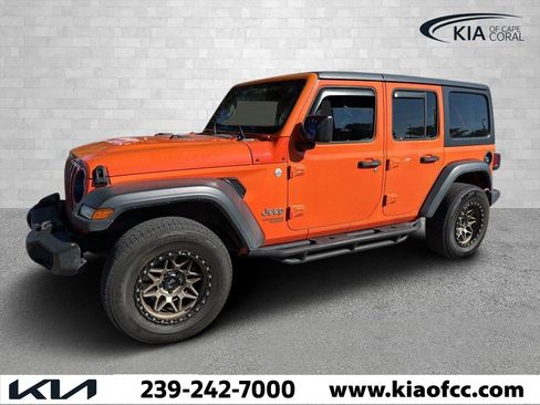 Used 2018 Jeep Wrangler Unlimited Sport image 1