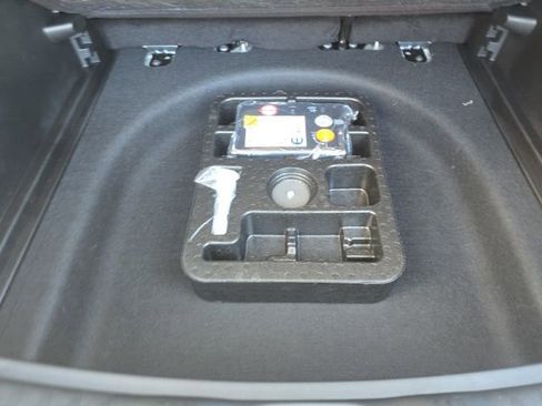 New 2026 Jeep Compass Limited image 28