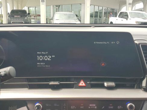 Used 2024 Kia Sportage SX FWD image 12