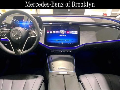 Used 2026 Mercedes-Benz E 350 4MATIC Sedan image 15