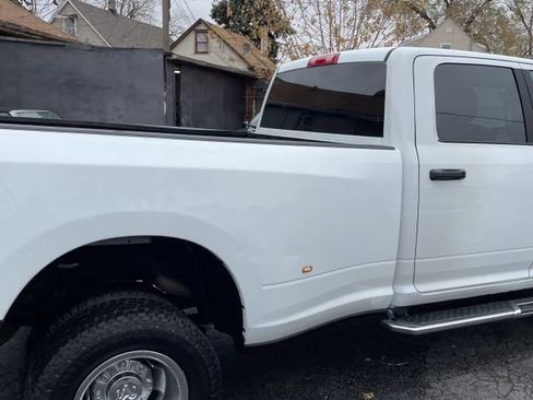 Used 2024 RAM 3500 Big Horn image 15