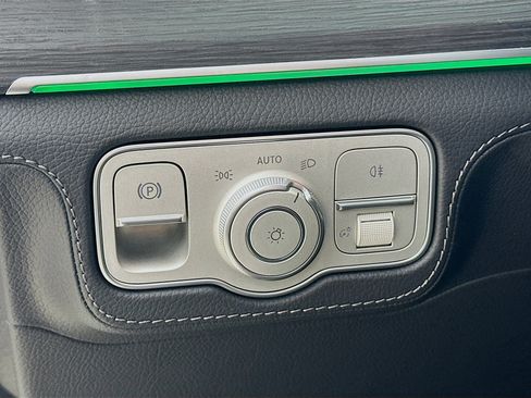 Used 2026 Mercedes-Benz GLS 450 4MATIC image 10