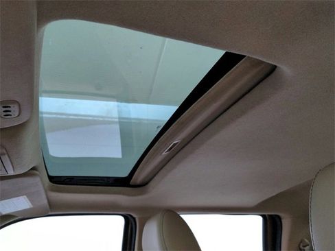 Used 2011 Ford F450 Lariat image 27