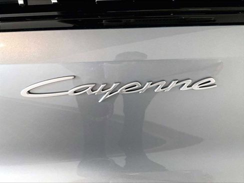 New 2026 Porsche Cayenne Coupe image 33