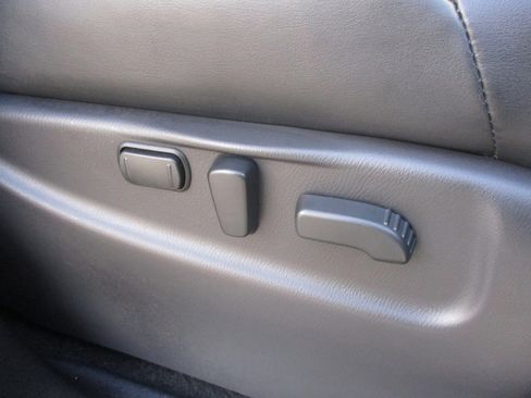 Used 2020 Nissan Armada SL w/ Premium Package image 47