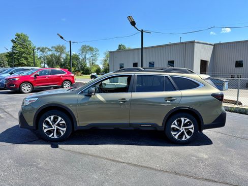 Used 2022 Subaru Outback Limited AWD/4WD image 6