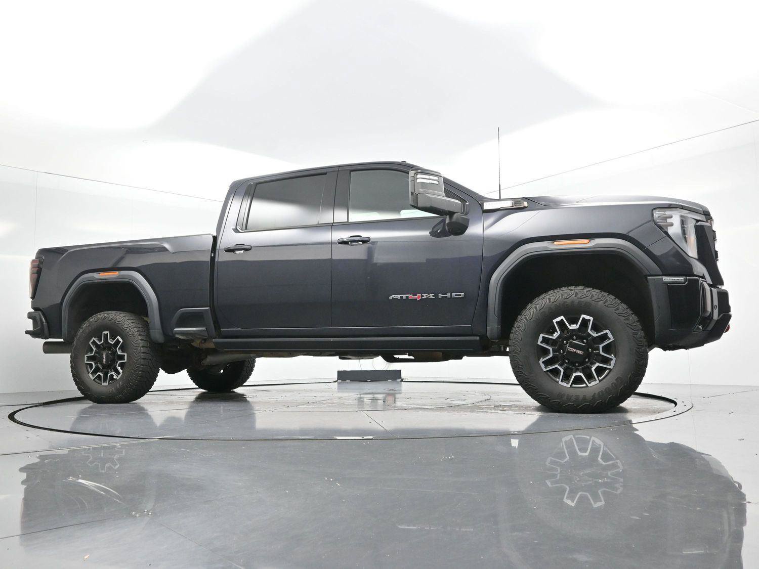 Used 2024 GMC Sierra 2500 AT4X AWD/4WD image 48