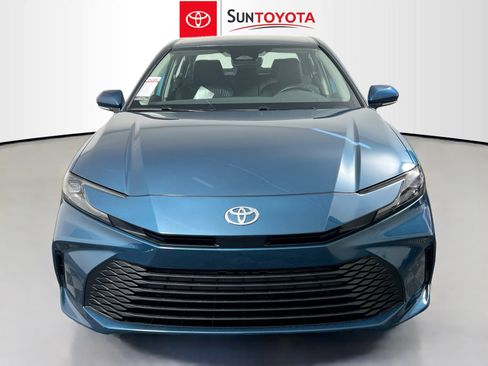 New 2026 Toyota Camry LE image 10