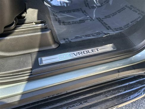 Used 2023 Chevrolet Suburban Premier image 20