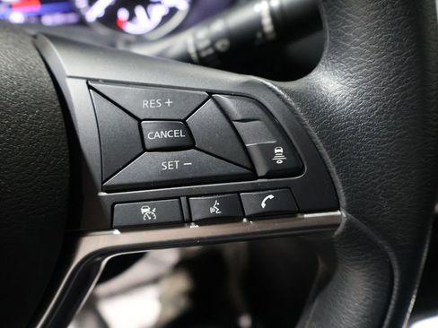 Used 2024 Nissan Sentra SV image 33