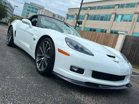 Used 2013 Chevrolet Corvette Grand Sport RWD image 28