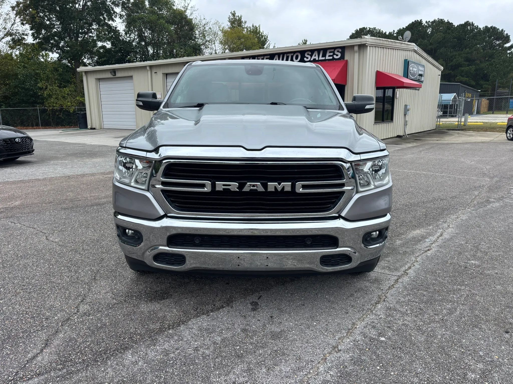 Used 2019 RAM 1500 Big Horn AWD/4WD image 3