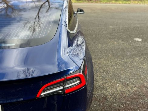 Used 2018 Tesla Model 3 Mid Range image 7