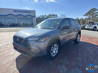 Used 2022 Toyota Corolla Cross L video 1