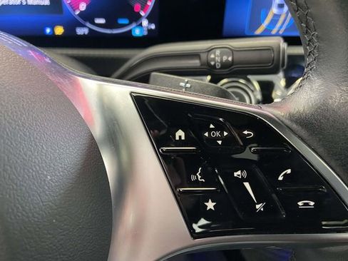 Used 2025 Mercedes-Benz CLA 250 image 28