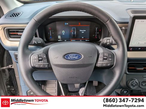 Used 2025 Ford Maverick Lariat w/ 4K Tow Package AWD/4WD image 17
