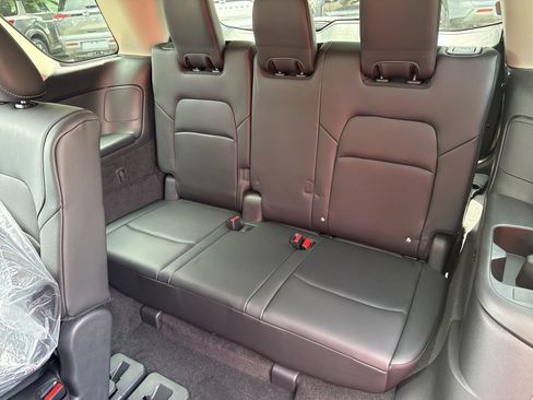 New 2026 Nissan Pathfinder SL FWD image 21