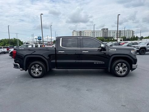 Used 2025 GMC Sierra 1500 SLT AWD/4WD image 2