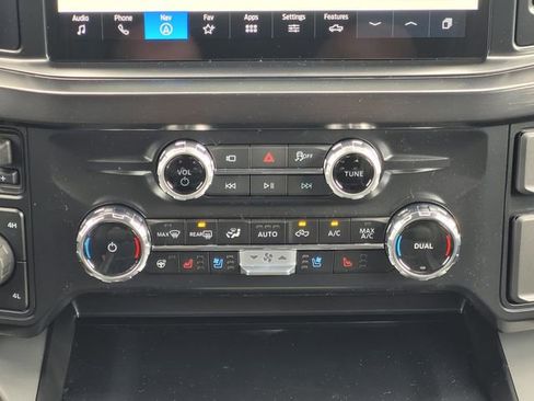 New 2026 Ford F250 Lariat w/ Chrome Package image 17