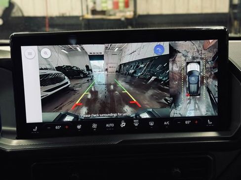 Used 2025 Ford Bronco Sport Badlands image 35