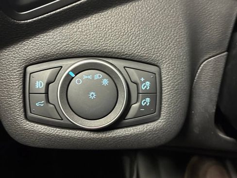 Used 2018 Ford Escape SE w/ SE Sync 3 Package AWD/4WD image 22
