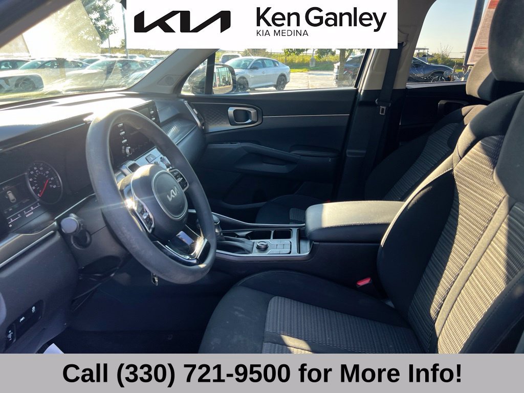 Certified 2022 Kia Sorento LX AWD/4WD image 39