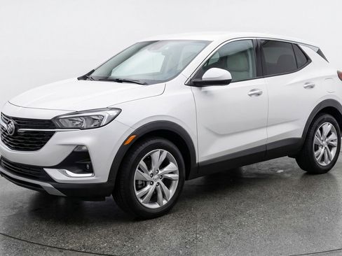 Used 2025 Buick Encore GX Preferred AWD/4WD image 3