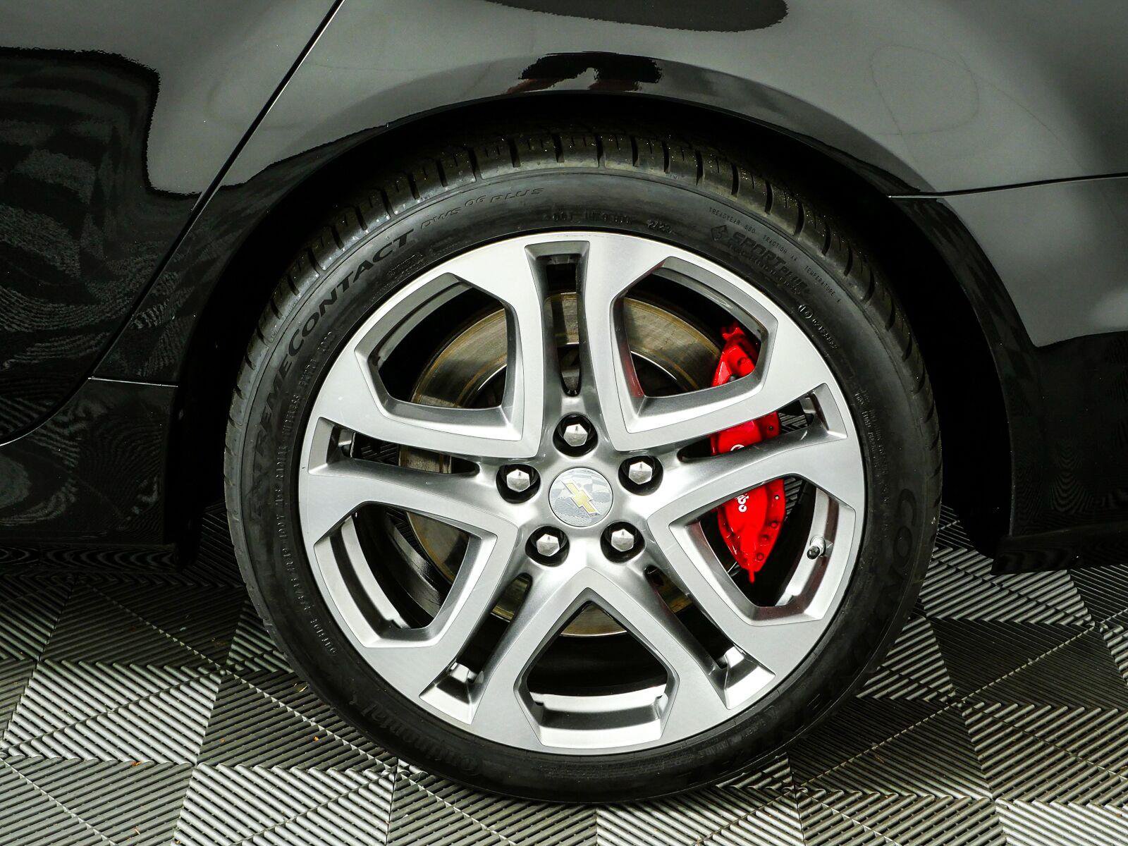 Used 2017 Chevrolet SS RWD image 38
