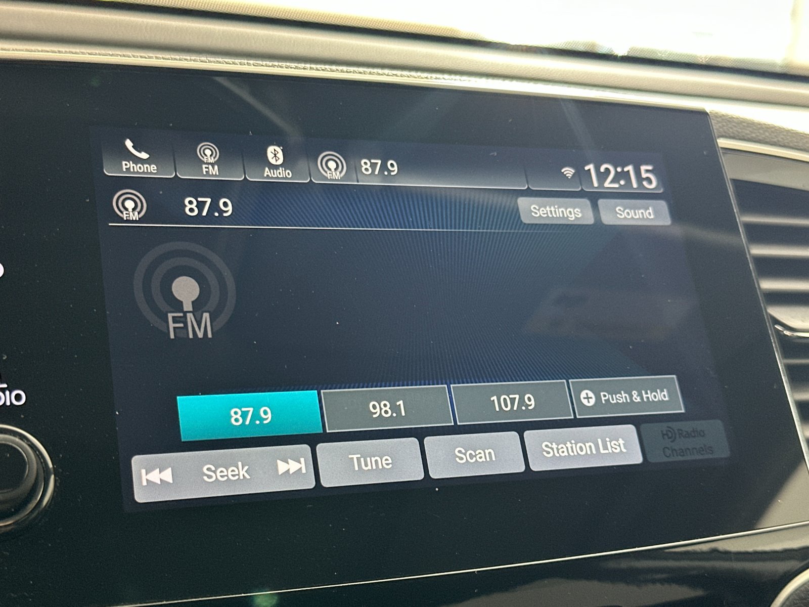 Used 2021 Honda Pilot Special Edition image 16
