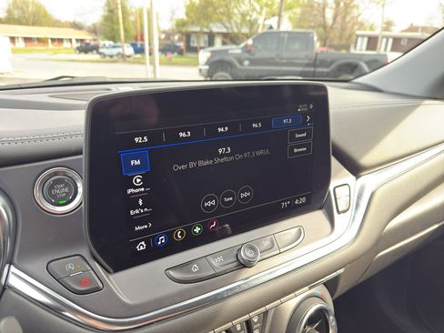 Used 2025 Chevrolet Blazer LT AWD/4WD image 20