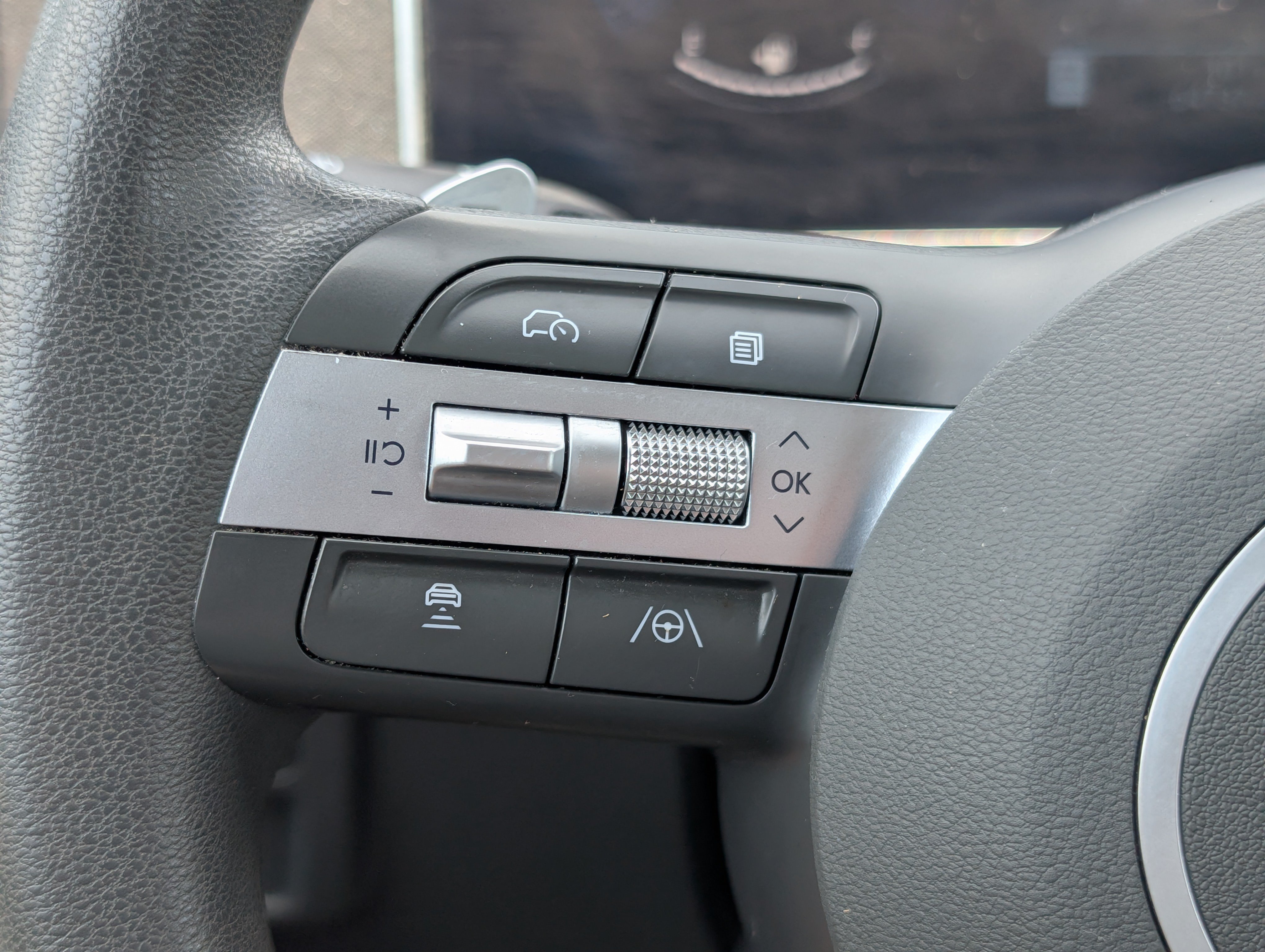 Used 2024 Hyundai Sonata SEL FWD image 18