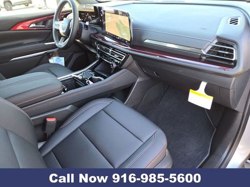 New 2026 Chevrolet Traverse Z71 w/ Driver Confidence Package image 33