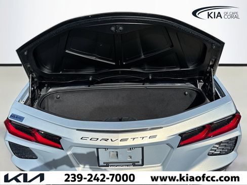 Used 2021 Chevrolet Corvette Stingray Convertible w/ 1LT image 12