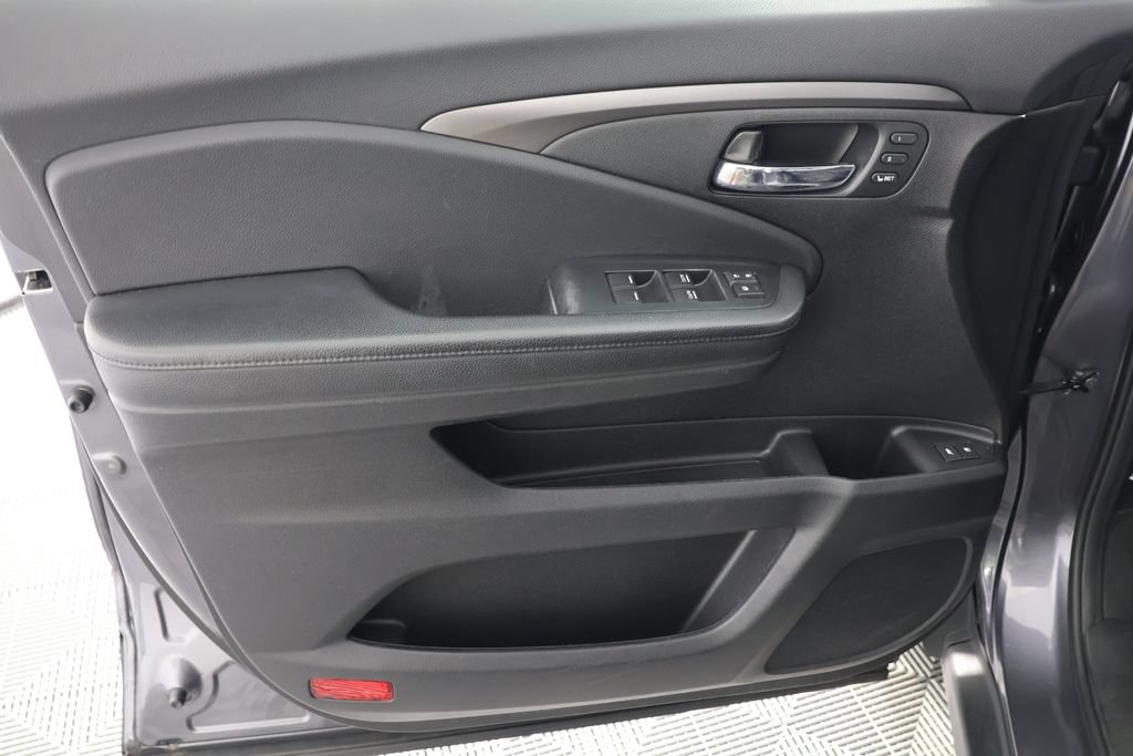 Used 2021 Honda Passport EX-L image 26