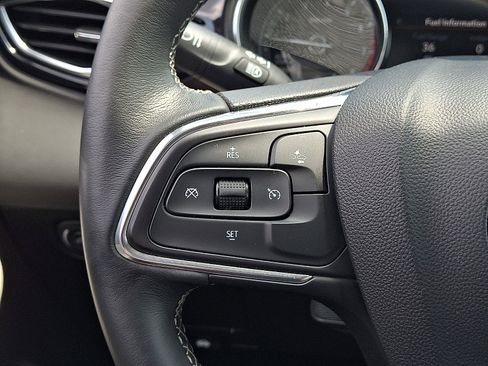 Used 2023 Buick Encore GX Preferred FWD image 20