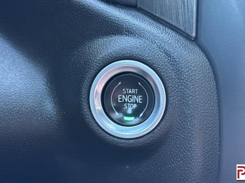 Certified 2022 GMC Sierra 1500 AT4 w/ AT4 Carbonpro Edition AWD/4WD image 24