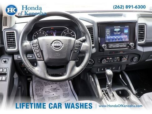 Used 2023 Nissan Frontier SV w/ SV Convenience Package AWD/4WD image 12