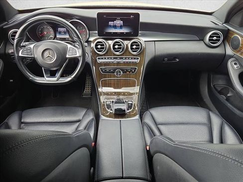 Used 2018 Mercedes-Benz C 300 Sedan image 18