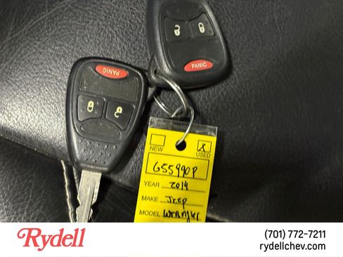 Used 2014 Jeep Wrangler Unlimited Sahara AWD/4WD image 6