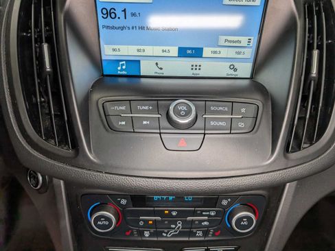 Used 2019 Ford Escape SE AWD/4WD image 29