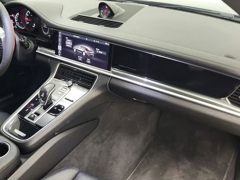 Used 2018 Porsche Panamera 4 AWD/4WD image 41