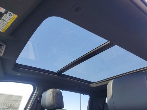 New 2025 Toyota Tundra Platinum image 28