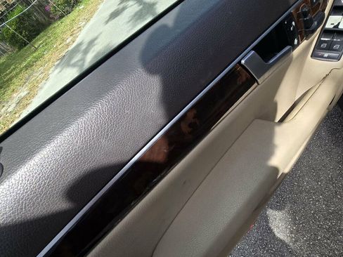 Used 2013 Mercedes-Benz C 300 image 12